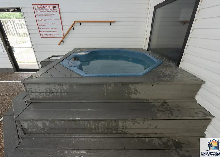 2Br Penthouse Condo - 2 Pools - Close To The Strip - Free Tickets Included - Fhe-17